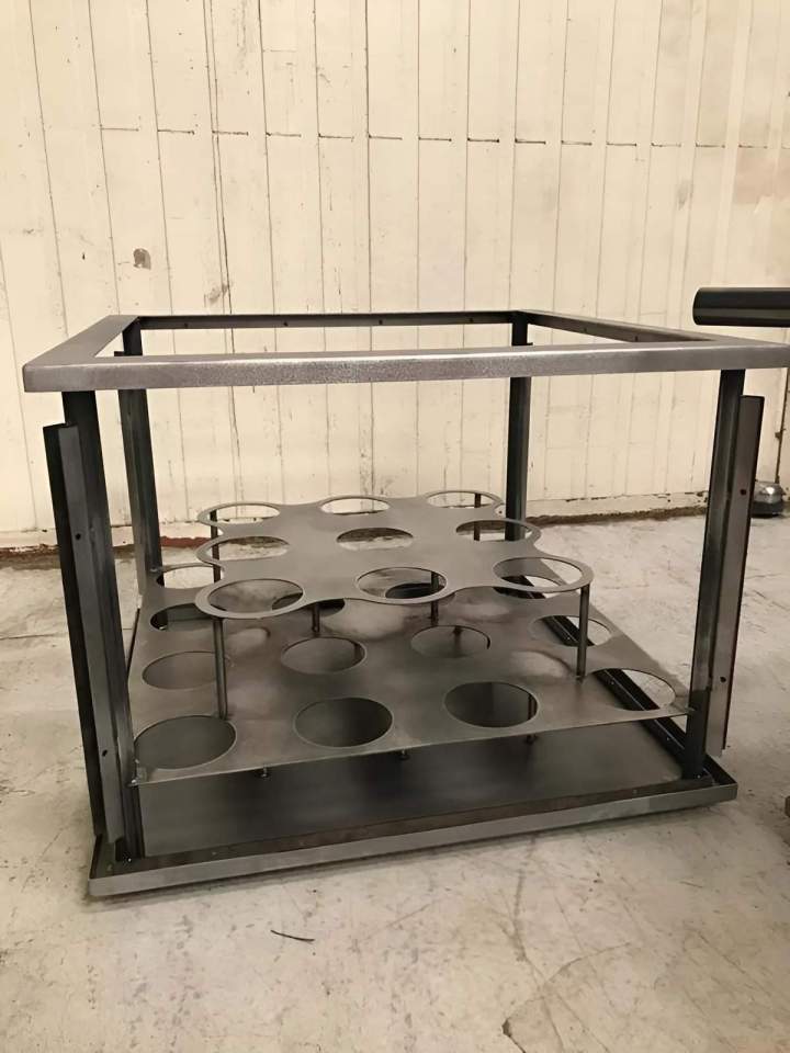 Portoir de tubes en métal Sainte-Geneviève-des-Bois