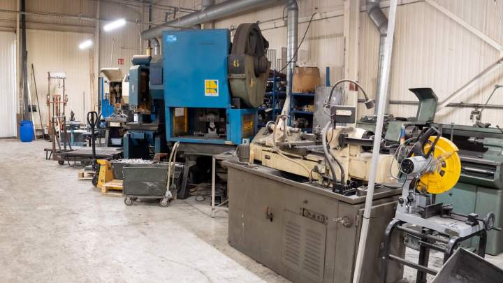 Des machines performantes pour le pliage de tôles